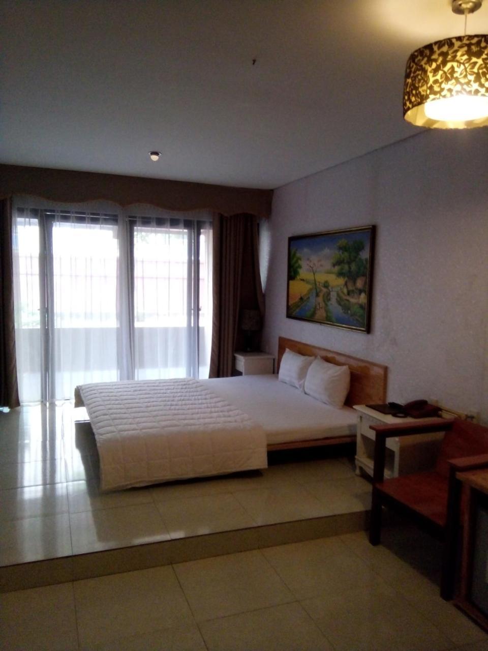 Hotel Khach San Thuong Mai Yen Thinh Exterior foto