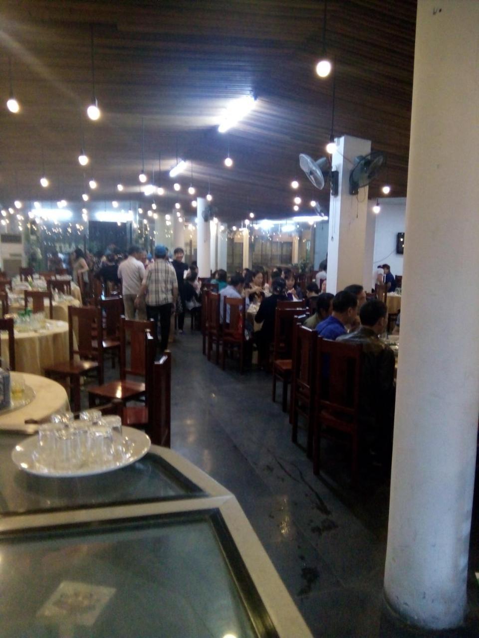 Hotel Khach San Thuong Mai Yen Thinh Exterior foto